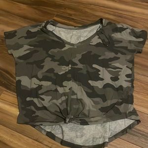 camo tee